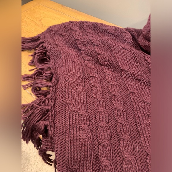 Sweater Poncho With Fringe, Beautiful Plum Color, One Size Fits Most - Picture 8 of 12